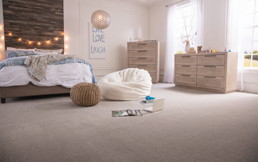 Hardwood flooring of Bedroom | House of Carpet