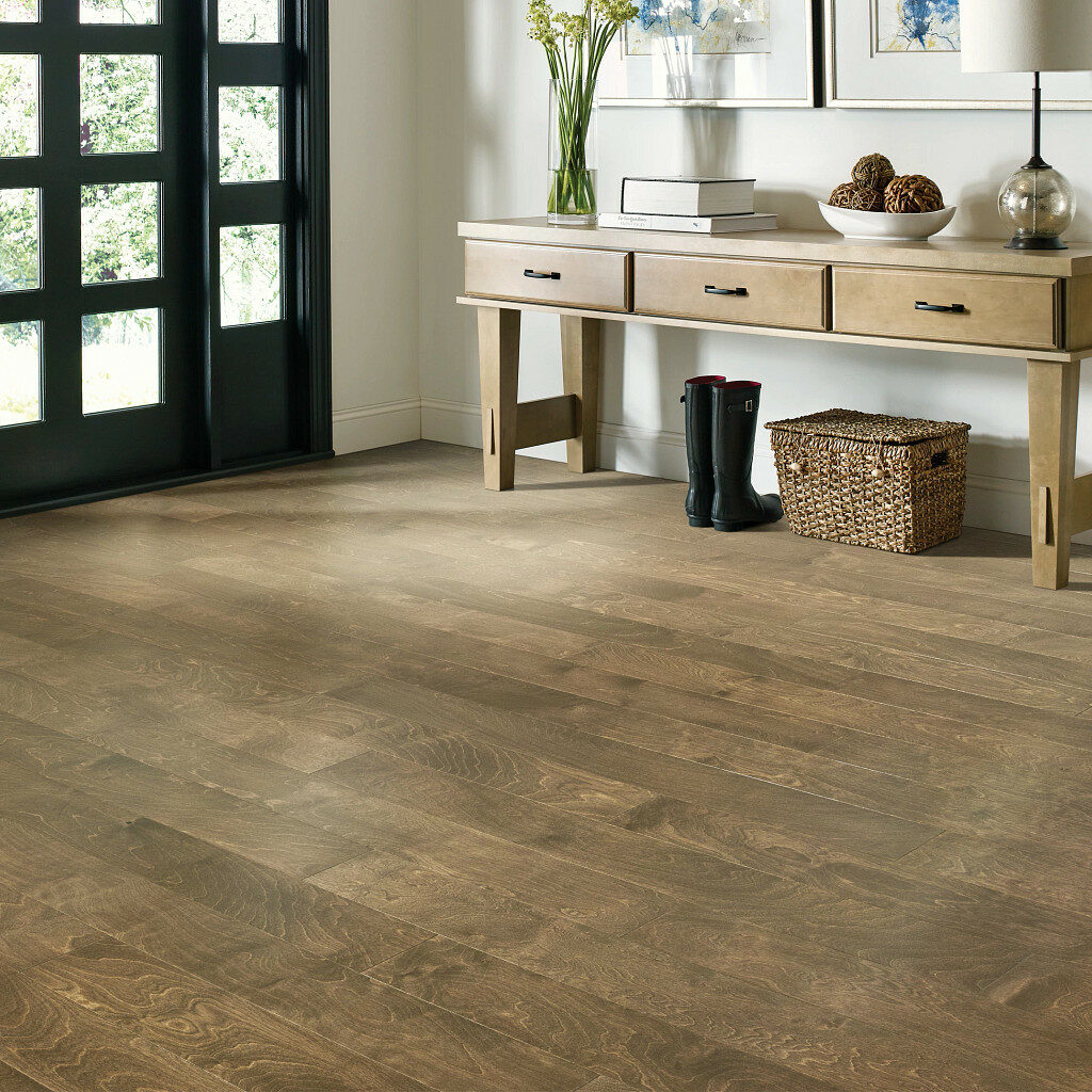 Wood Looks for a Traditional Feel | House of Carpet